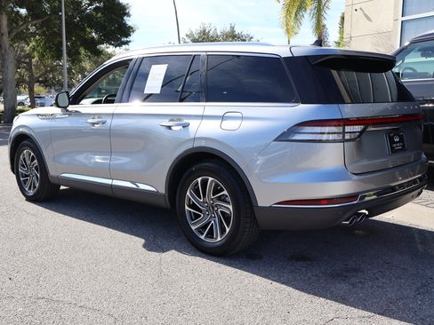 Used 2021 Lincoln Aviator 2WD w/ Elements Package image 6