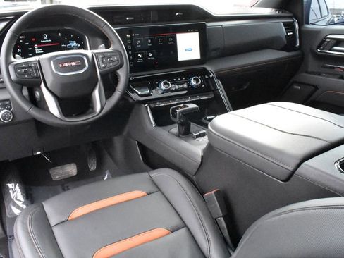 Certified 2025 GMC Sierra 1500 AT4 w/ Technology Package image 23