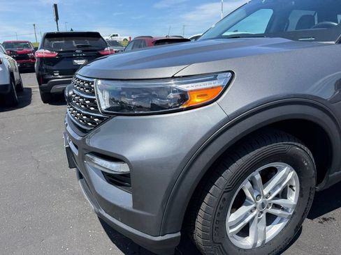 Used 2023 Ford Explorer XLT w/ Equipment Group 202A AWD/4WD image 37