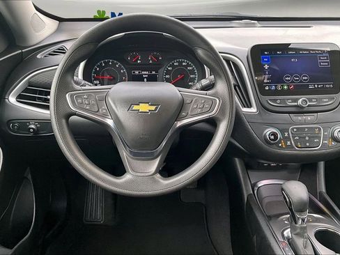 Used 2024 Chevrolet Malibu LT image 8