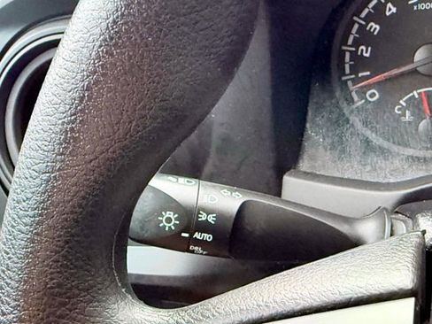 Used 2023 Toyota Tacoma SR AWD/4WD image 31
