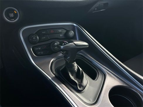 Used 2021 Dodge Challenger SXT image 16