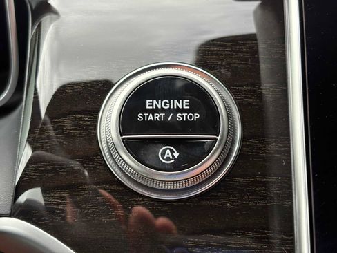 New 2026 Mercedes-Benz GLC 300 image 19