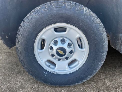 Used 2020 Chevrolet Silverado 2500 W/T w/ WT Convenience Package image 9