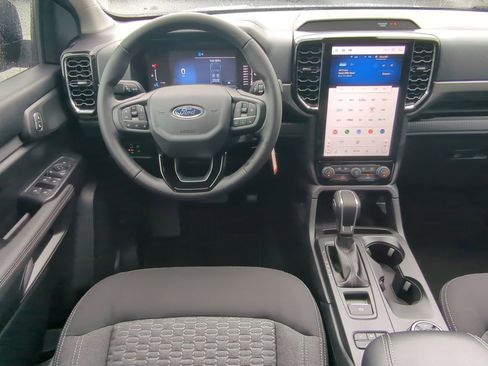 Used 2024 Ford Ranger XLT w/ Technology Package image 14