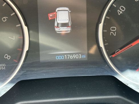Used 2021 Toyota RAV4 XLE FWD image 56