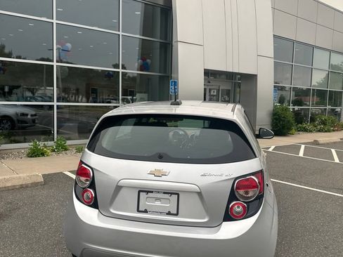 Used 2015 Chevrolet Sonic LT FWD image 4