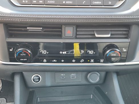 Certified 2023 Nissan Rogue SV w/ SV Premium B Package AWD/4WD image 21
