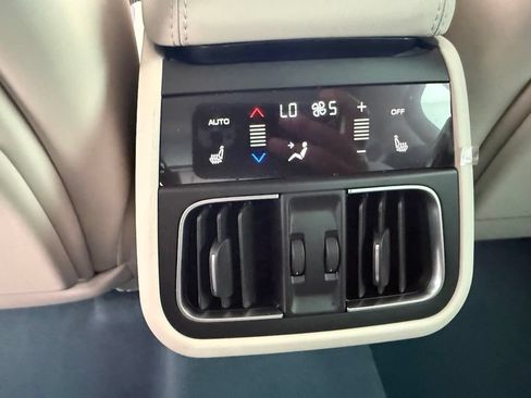 Certified 2025 Maserati Grecale Folgore AWD/4WD image 23