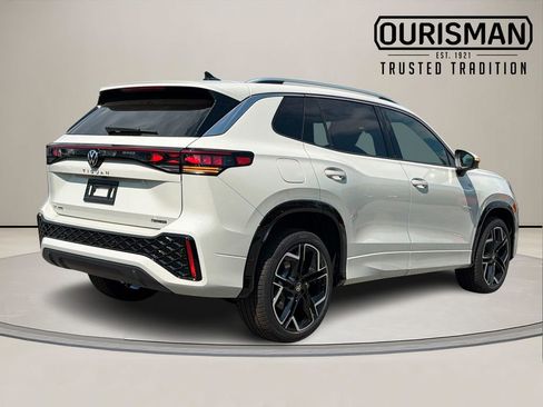 New 2026 Volkswagen Tiguan SEL R-Line AWD/4WD image 3