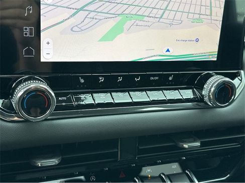 New 2025 GMC Canyon Elevation w/ Convenience Package image 24