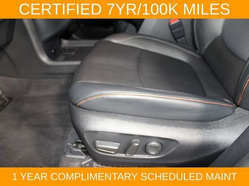 Used 2024 Toyota Sienna XSE w/ XSE Plus Package FWD image 17