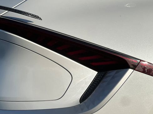 Used 2023 Kia EV6 Light image 50