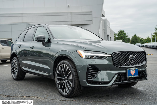 New 2027 Volvo XC60 T8 Ultra AWD/4WD image 1