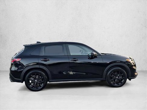 Used 2025 Honda HR-V Sport image 4