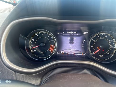 Used 2014 Jeep Cherokee Trailhawk w/ Comfort/Convenience Group image 9