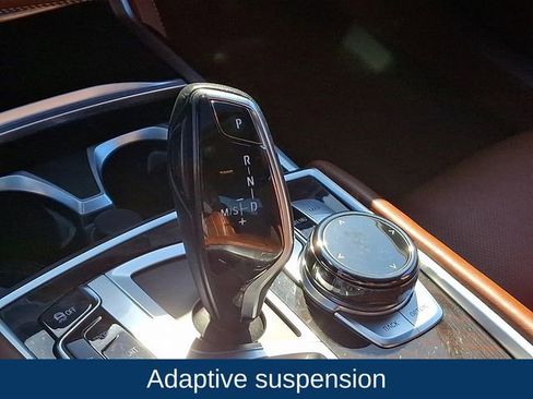 Used 2018 BMW 750i xDrive image 19