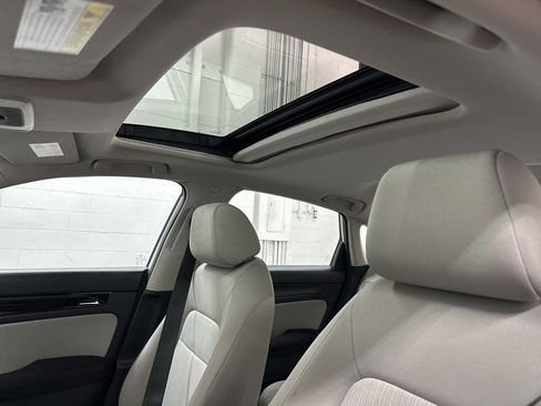 Used 2024 Honda Civic EX image 21