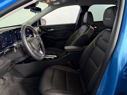 Used 2025 Chevrolet Trax ACTIV w/ Driver Confidence Package image 21