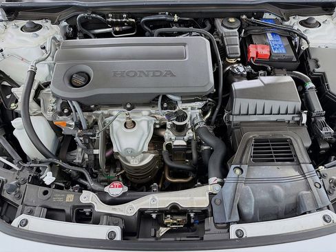 Used 2025 Honda Civic Sport image 26