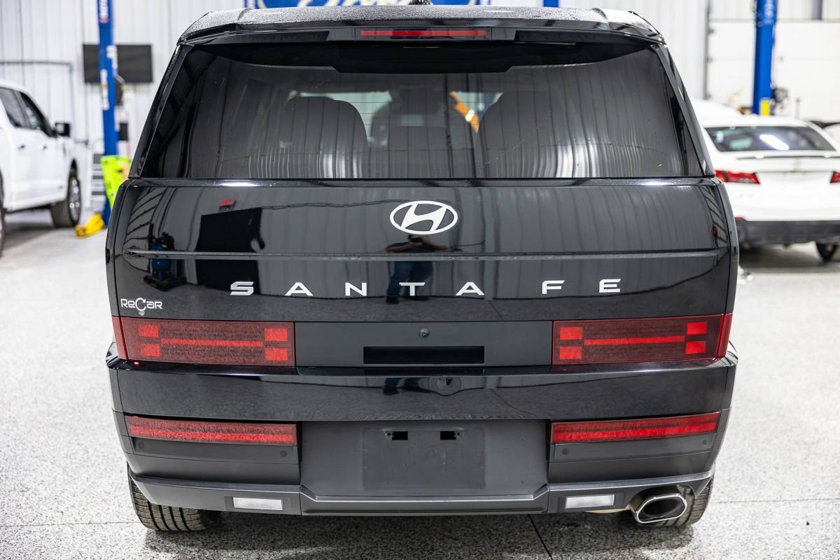 Used 2024 Hyundai Santa Fe SE FWD image 5