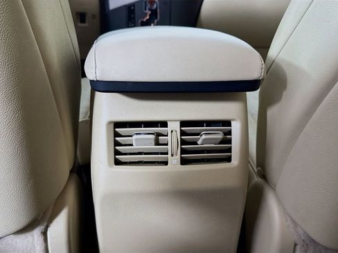 Used 2011 Lexus RX 350 2WD w/ Premium Pkg image 30