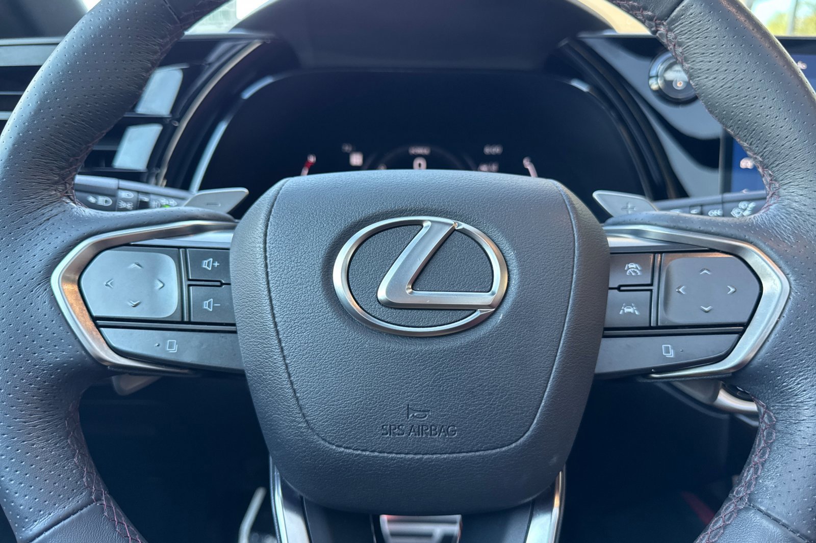 Used 2023 Lexus RX 500h F Sport w/ Cold Area Package AWD/4WD image 24