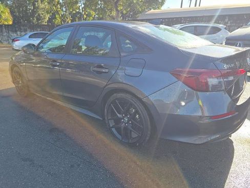 Used 2025 Honda Civic Sport image 5