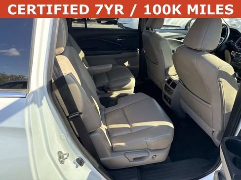 Used 2021 Honda Pilot Elite image 11
