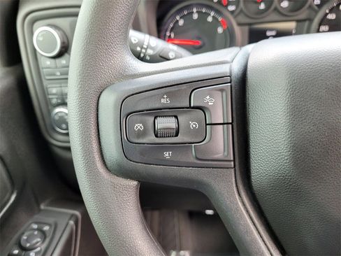 Used 2025 Chevrolet Silverado 2500 Custom w/ Custom Value Package image 35