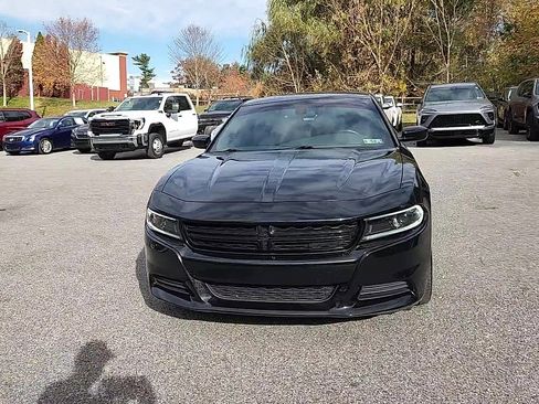 Used 2022 Dodge Charger SXT w/ Blacktop Package image 3
