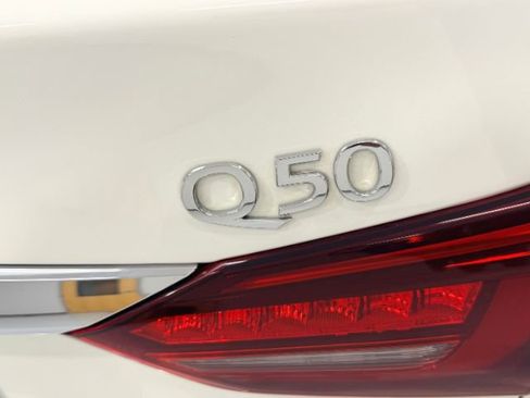 Used 2018 INFINITI Q50 Pure RWD image 12