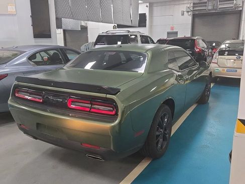 Used 2021 Dodge Challenger SXT w/ Driver Convenience Group AWD/4WD image 4