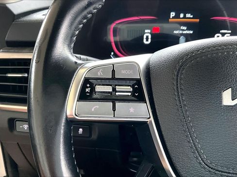 Used 2025 Nissan Rogue SV FWD image 21