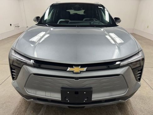 New 2025 Chevrolet Blazer EV LT image 4