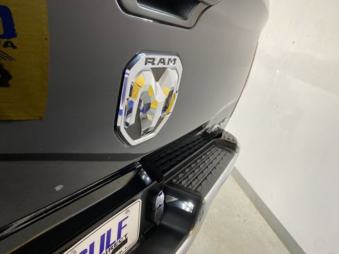 Used 2024 RAM 2500 Big Horn w/ Bed Utility Group image 17