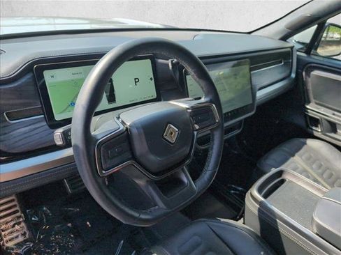 Used 2023 Rivian R1S Adventure AWD/4WD image 9