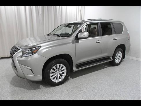 Used 2023 Lexus GX 460 Premium w/ Premium Package AWD/4WD image 3