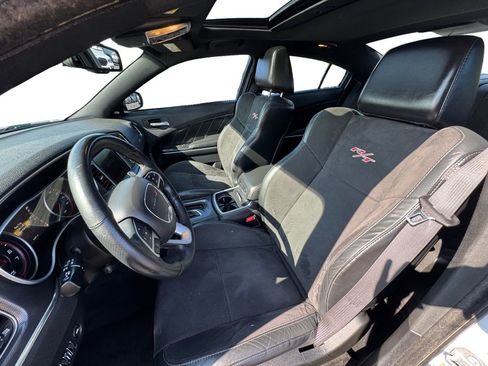 Used 2016 Dodge Charger R/T image 10