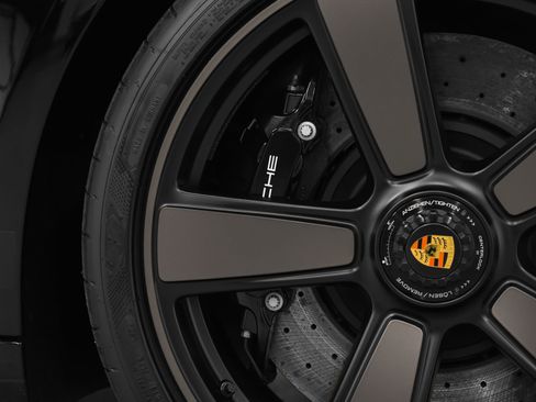 New 2026 Porsche 911 GTS RWD image 20