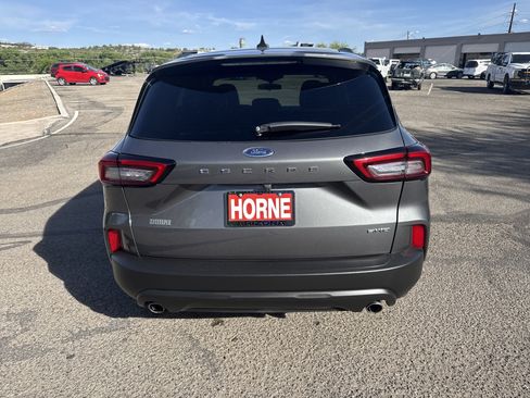Used 2025 Ford Escape ST-Line Select image 6