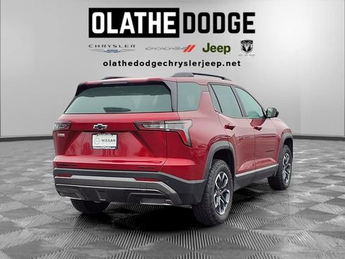 Used 2025 Chevrolet Equinox ACTIV w/ Safety and Technology Package image 28