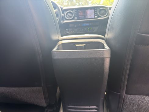 Used 2021 Toyota Tacoma TRD Pro AWD/4WD image 26