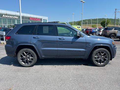 Used 2021 Jeep Grand Cherokee Limited w/ Quick Order Package 28K 80th AWD/4WD image 3
