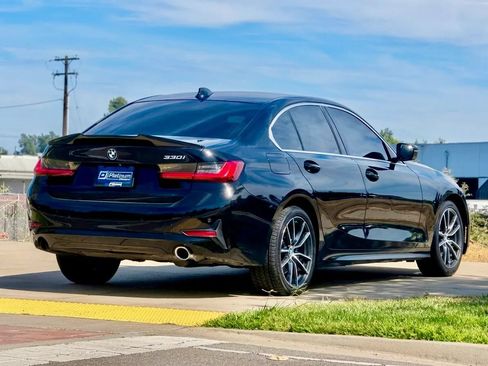 Used 2019 BMW 330i Sedan w/ Convenience Package RWD image 6
