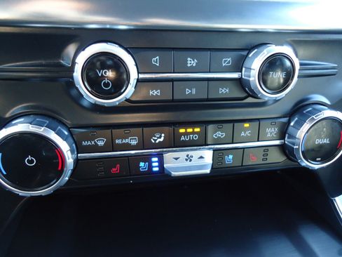 Used 2023 Ford F150 Lariat w/ Equipment Group 502A High AWD/4WD image 28
