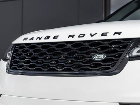Used 2023 Land Rover Range Rover Velar R-Dynamic S image 14