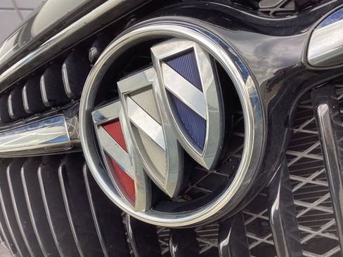 Used 2017 Buick Encore Preferred image 4