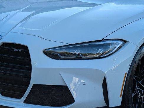 Used 2023 BMW M4 Coupe w/ M Driver's Package image 11