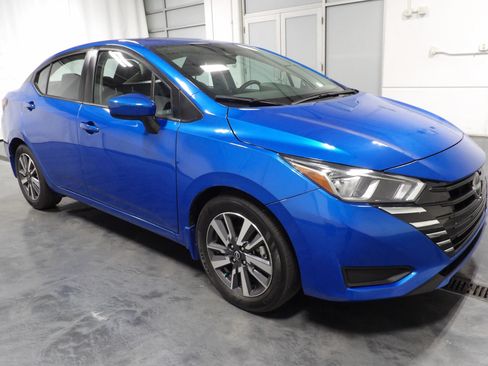 Used 2024 Nissan Versa SV w/ Trunk Package FWD image 2